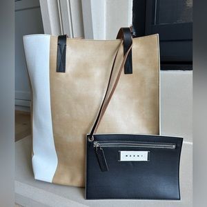 Marni two-tone leather tote bag. 100% Calf Leather. Made in Italy.